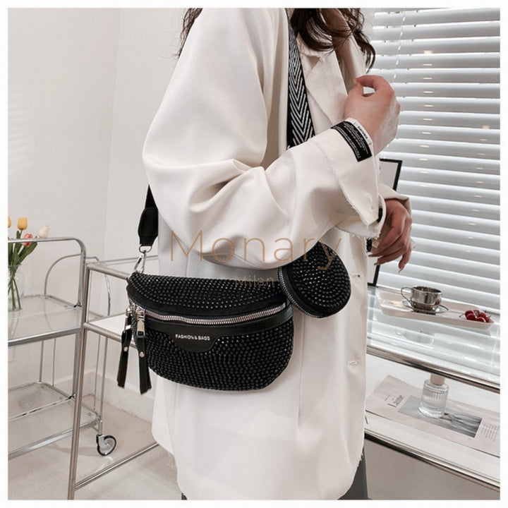 בריטני - פאוץ ערב שחור - Monary Milan