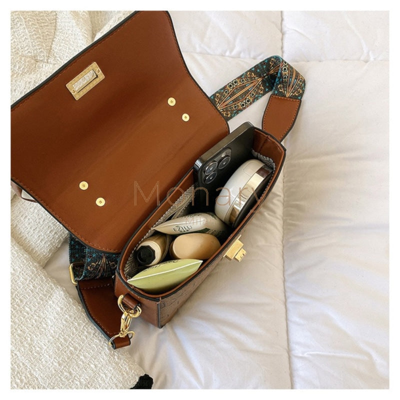 ״ליה״ - קלאץ’ צד בהיר - Monary Milan