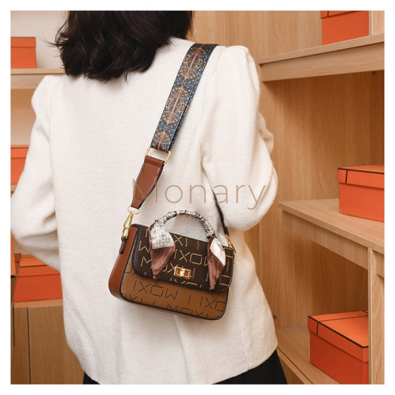 ״ליה״ - קלאץ’ צד כהה - Monary Milan