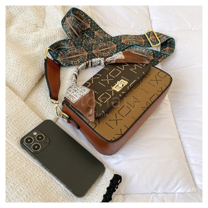 ״ליה״ - קלאץ’ צד כהה - Monary Milan