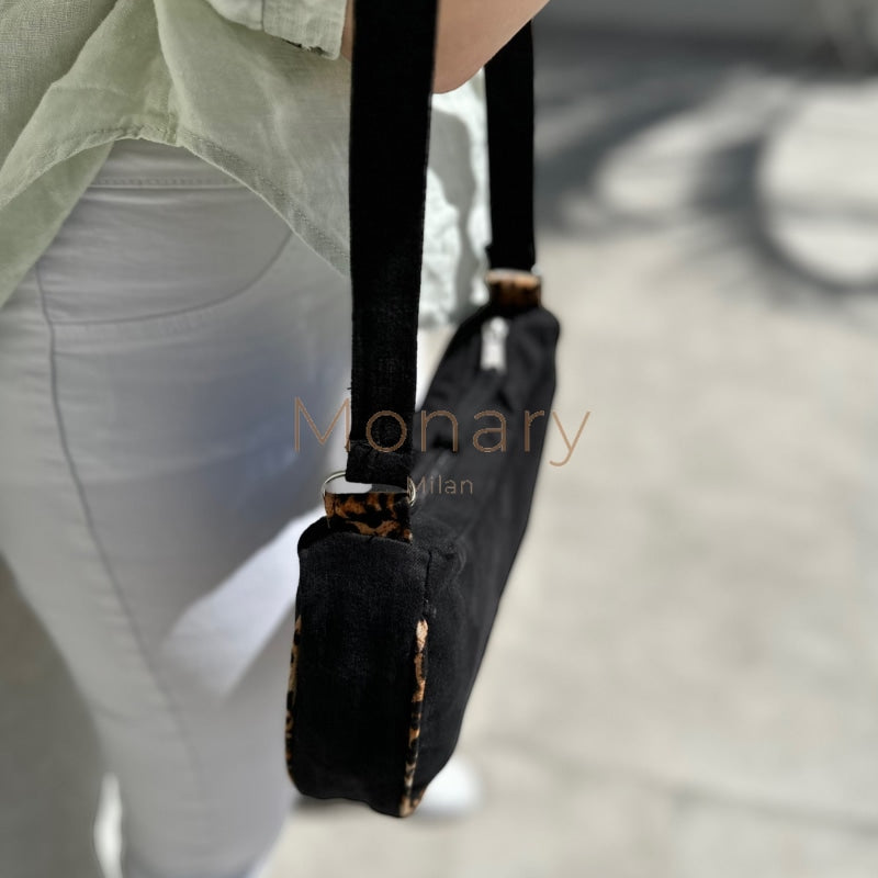 ⁨תיק גינס שחור בגימור מנומר⁩ - תיק Monary Milan