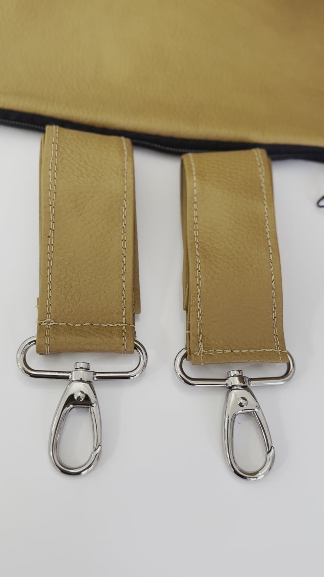 תיק החתלה לעגלה חום איטלקי חלק